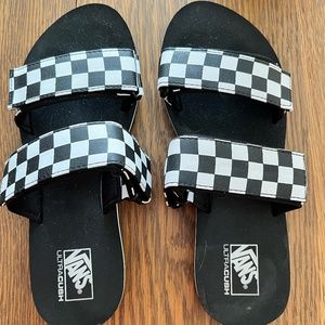 WOMENS CAYUCAS SLIDE 7